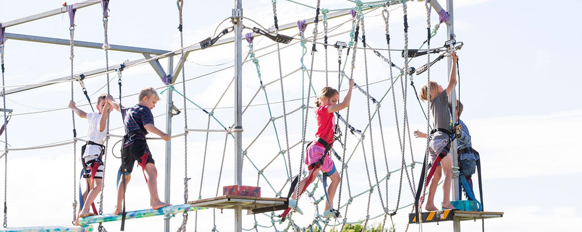 GOL_Carousel_Day at the Bay_high rope