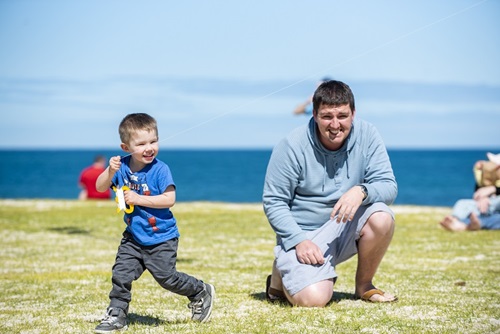 kite festival_dad and son