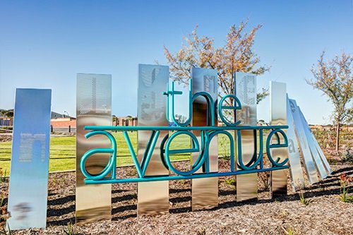 The Avenue - feature sign