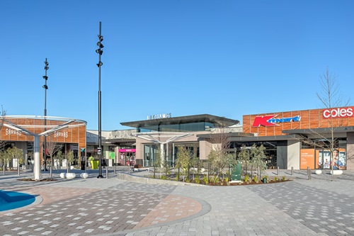 Lakelands shopping centre