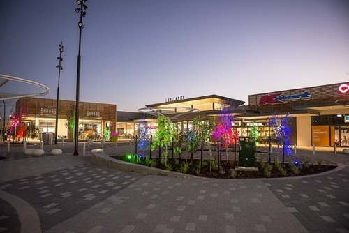 Lakelands shopping centre now open