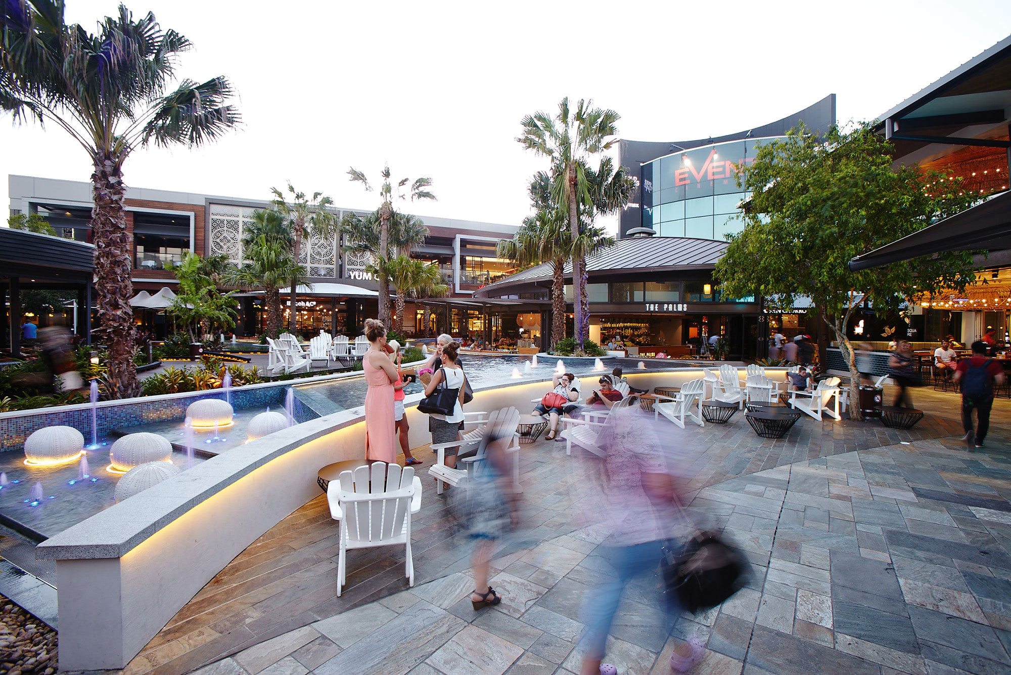1-Westfield-GardenCity_1225-min
