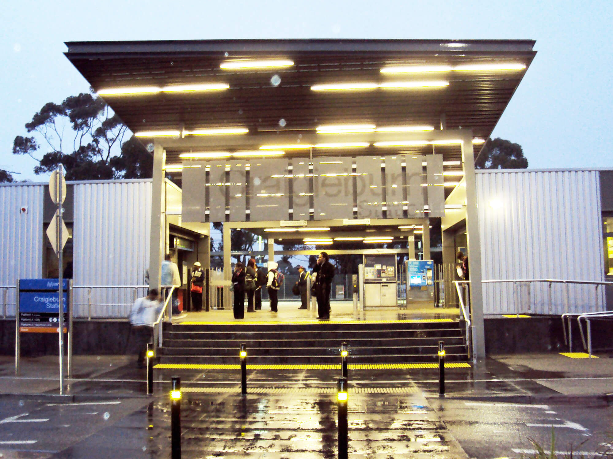 Ellery Wollert Cragieburn Train Stadium