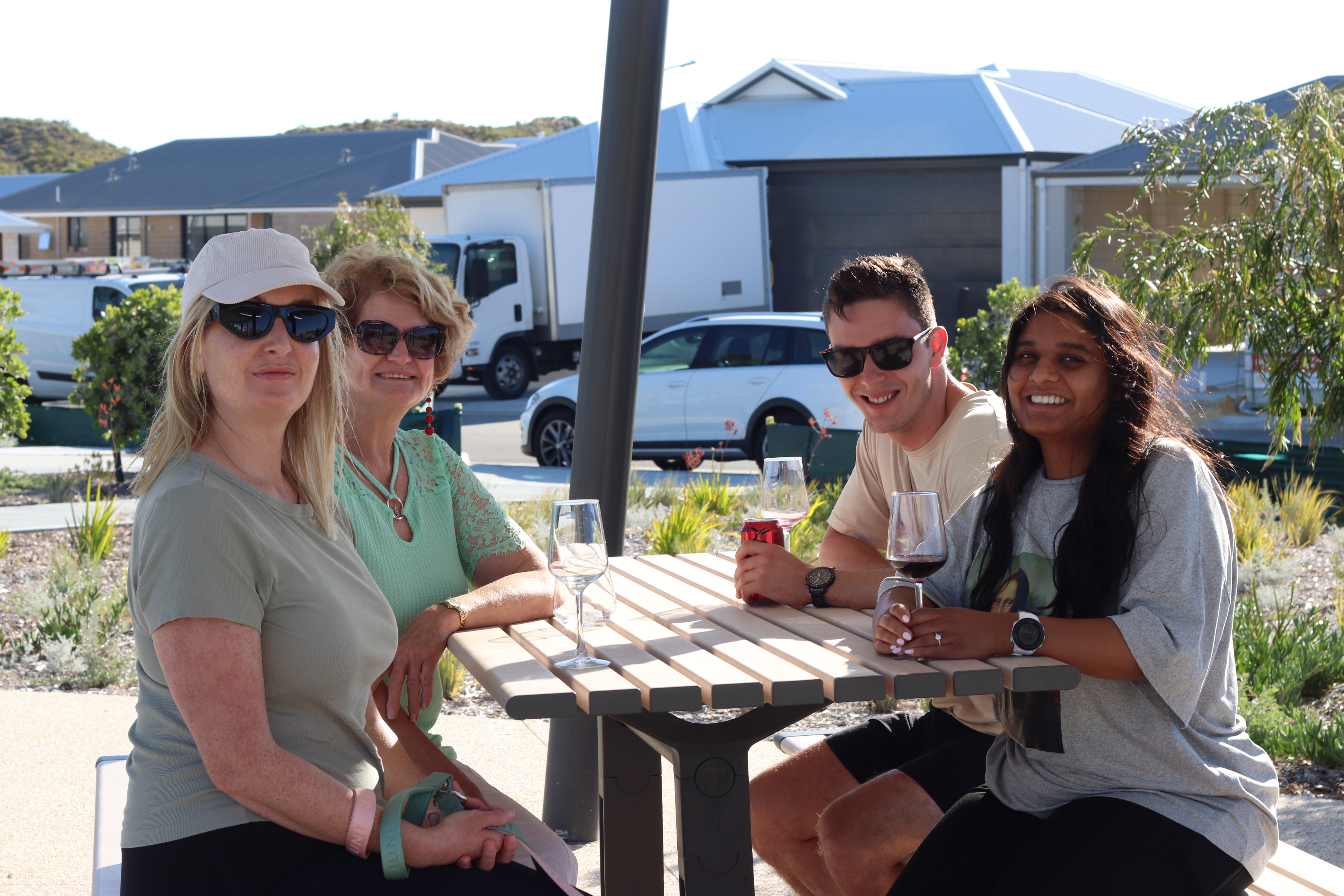 2025 Elavale Christmas Sundowner