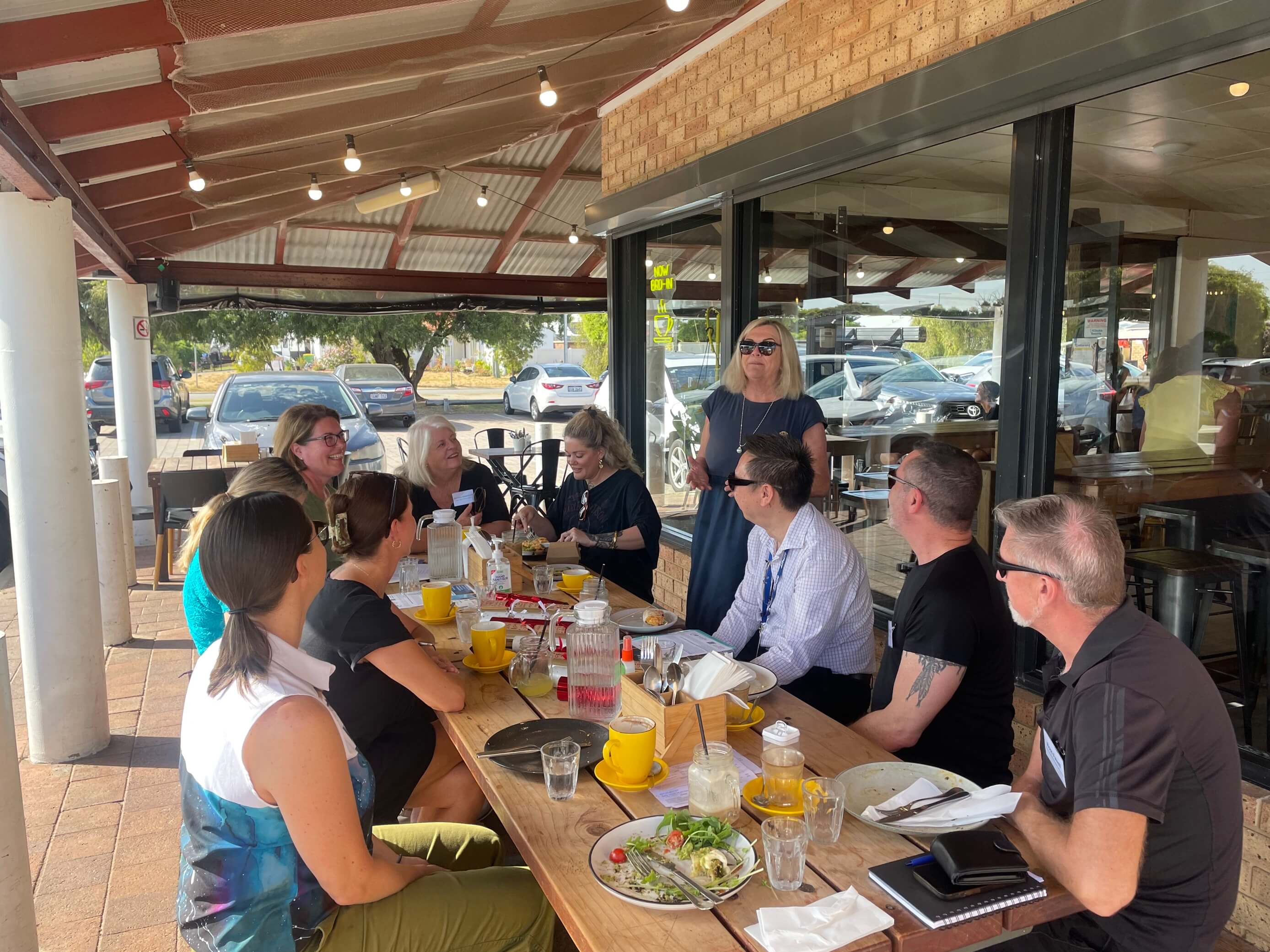 golden-bay-local-business-breakfast