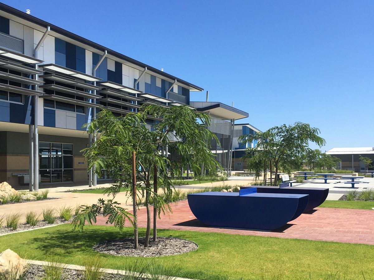 Coastal Lakes College