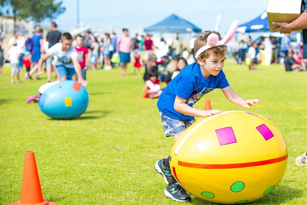 easter maze giant egg